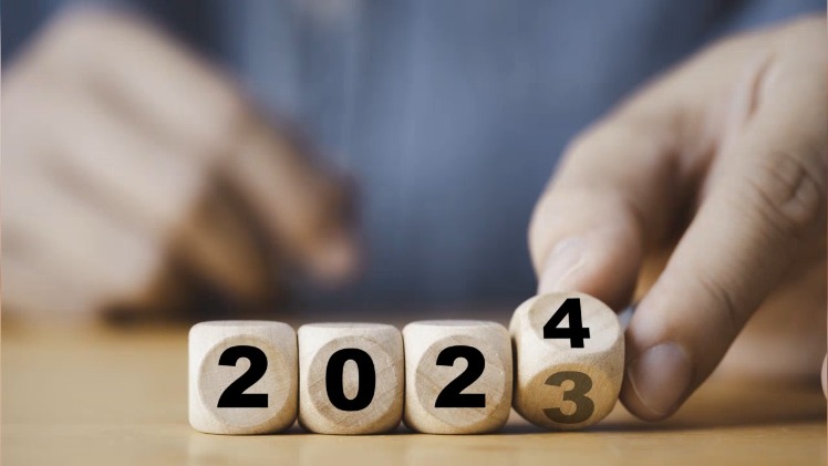How to Advance your Career in 2024